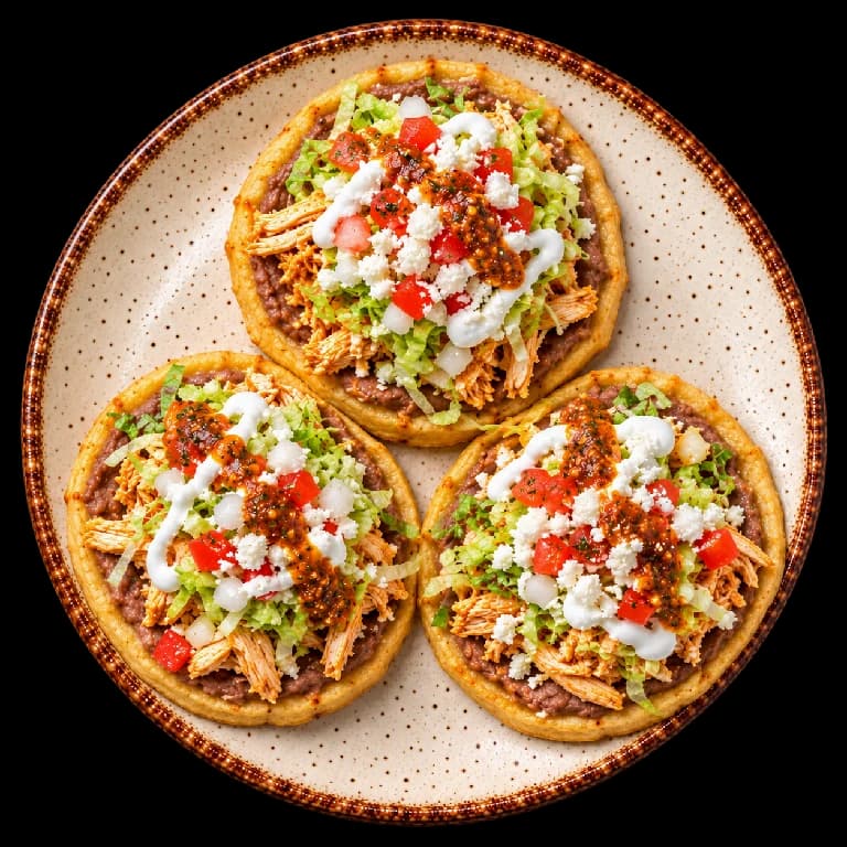 Sopes Tradicionales